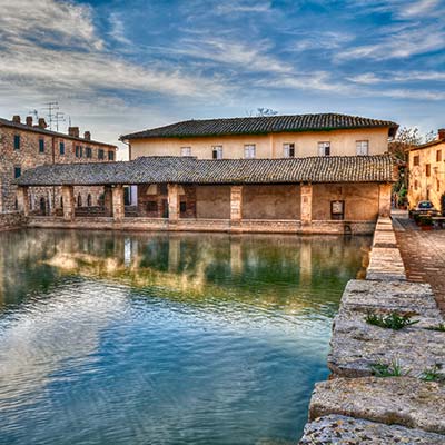 Maalaistalo Toscanan kylpylöiden lähellä